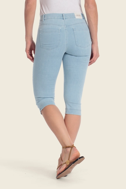 Annik Straight capri