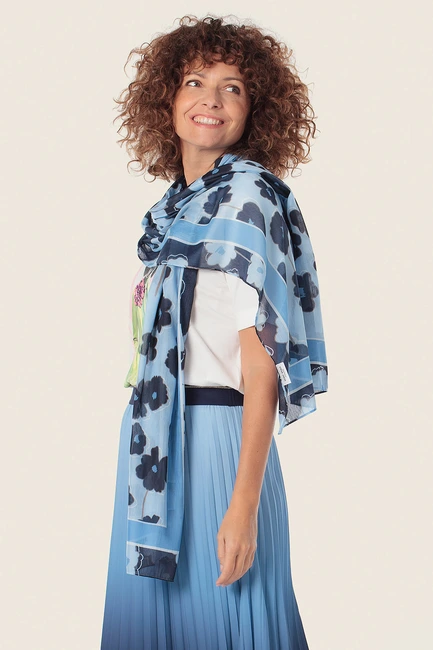 Lichte shawl met bloemenprint