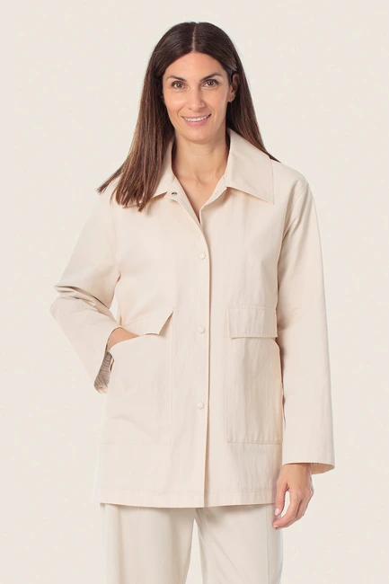 Minimalistische utility jas