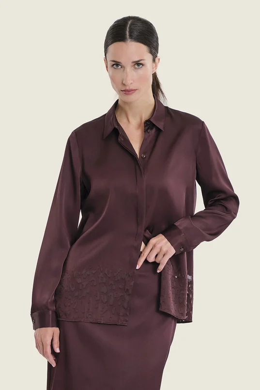 Satijnen blouse met bloemendetail