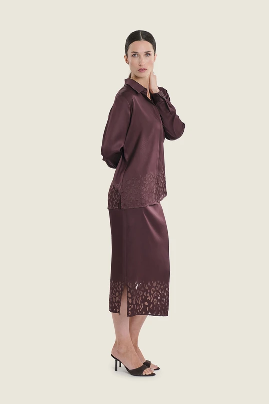 Satijnen blouse met bloemendetail