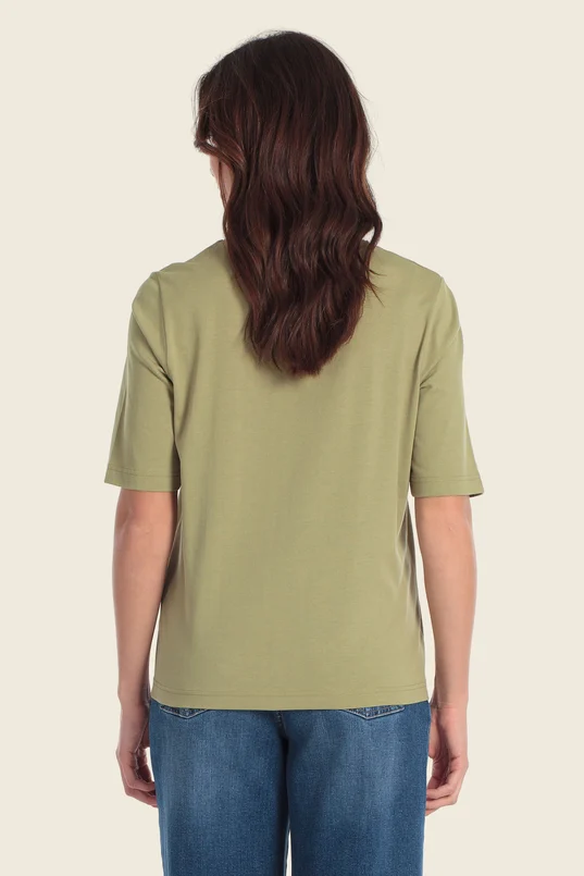 Top met glanzende tekstprint