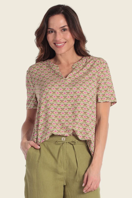 Top met grafische print