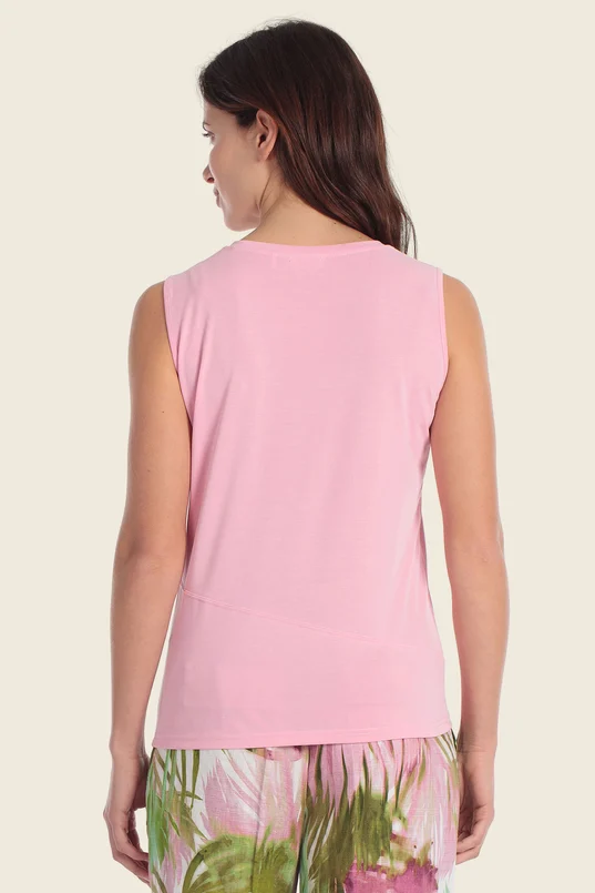 Top met strikdetail