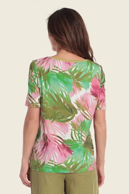 Top met tropische print
