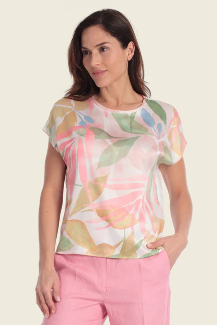 Top met verfijnde print