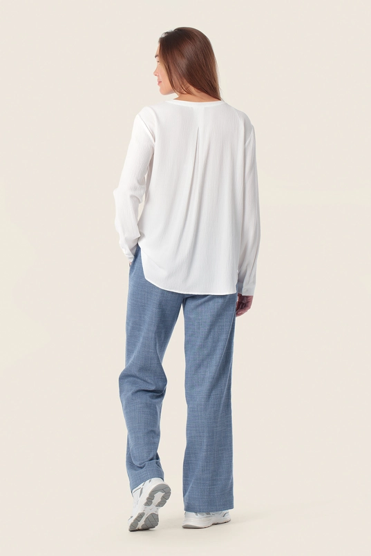 Witte blouse met structuur